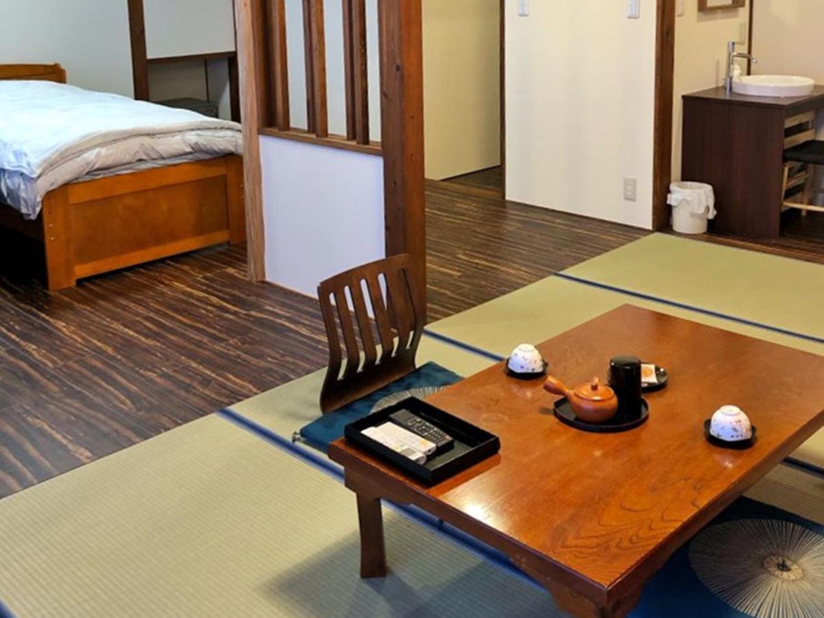 富山県 よしのや旅館 Nanto Esterno foto
