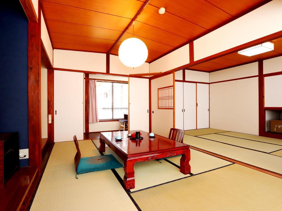 富山県 よしのや旅館 Nanto Esterno foto